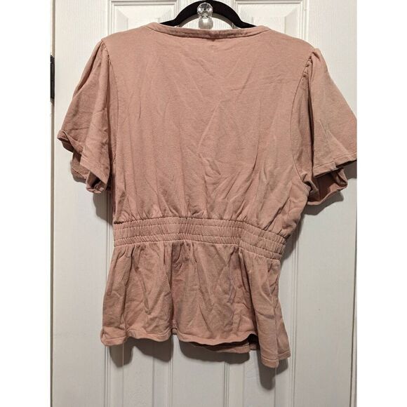 Saks Fifth Avenue v-neck peplum blush top size Large - Picture 2 of 4
